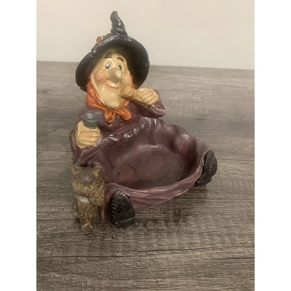 Vintage Halloween Witch Resin Candy Dish Figurine with Cat Purple Folk Art 5.5